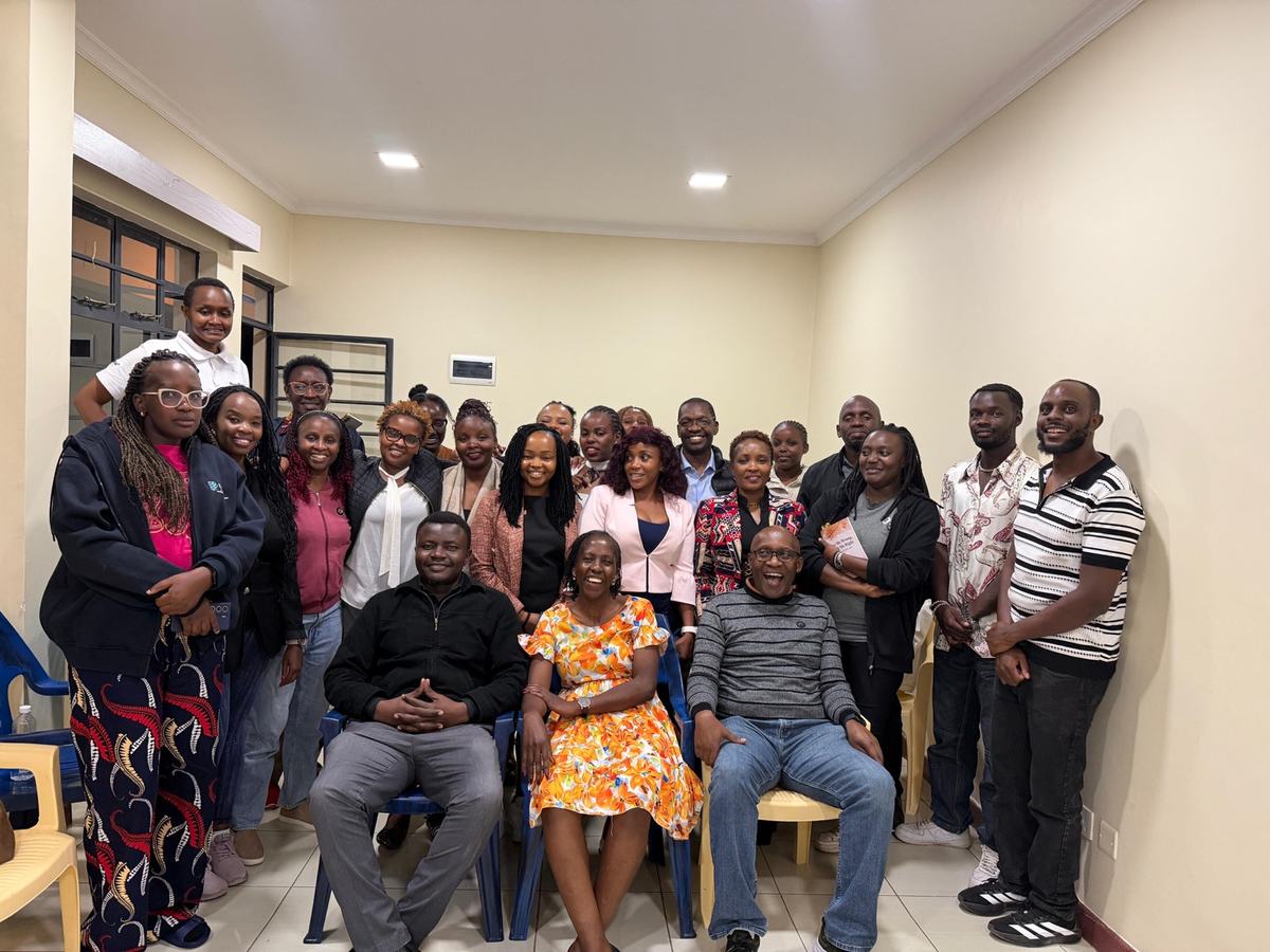 Around twenty-five members packed into a sitting room for the home-hosted fellowship at the sergeant-at-arms’ house.